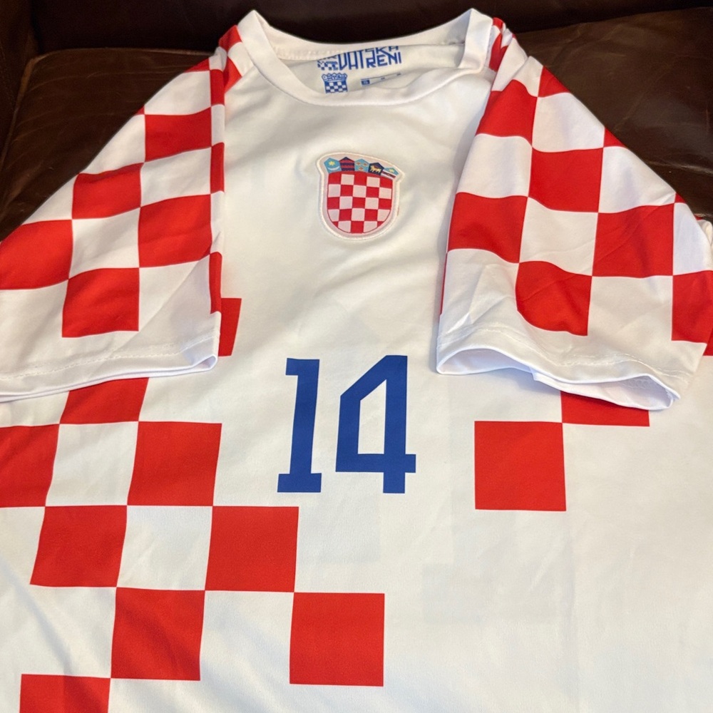 WORLD CUP 2026 NWOT Croatia Soccer Jersey #14, SZ Men’s Small